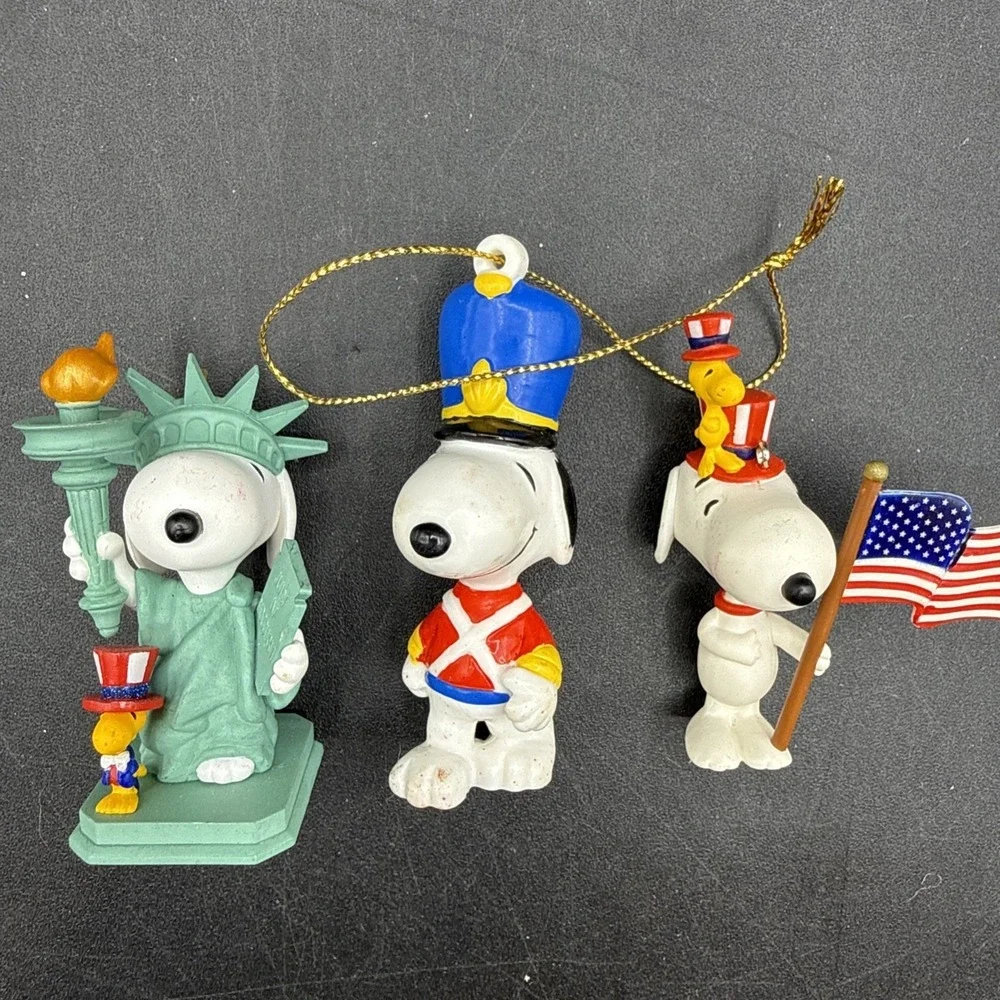 Hallmark snoopy patriotic